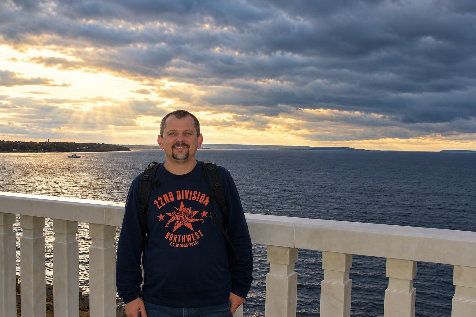 Stevan Stanisic on the terrace above the Volga at Volzhsky Utyos, May 2007