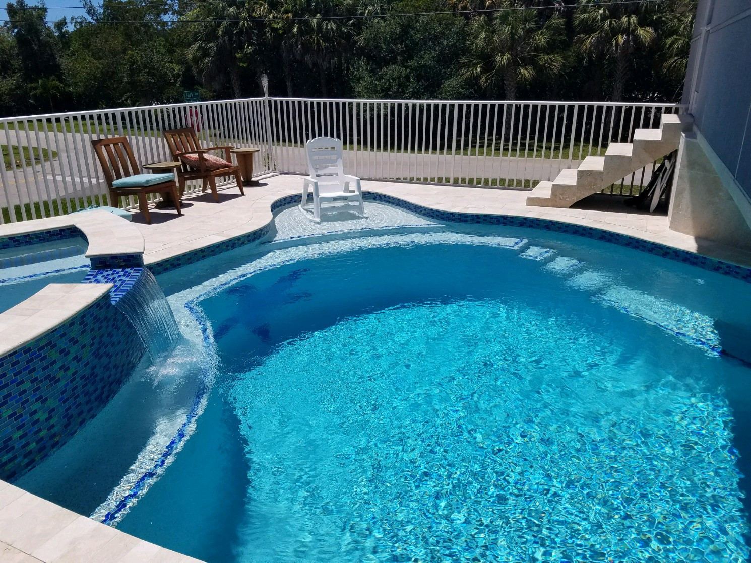 Glass mosaic in a residential swimming pool in Naples, Florida, photo 7