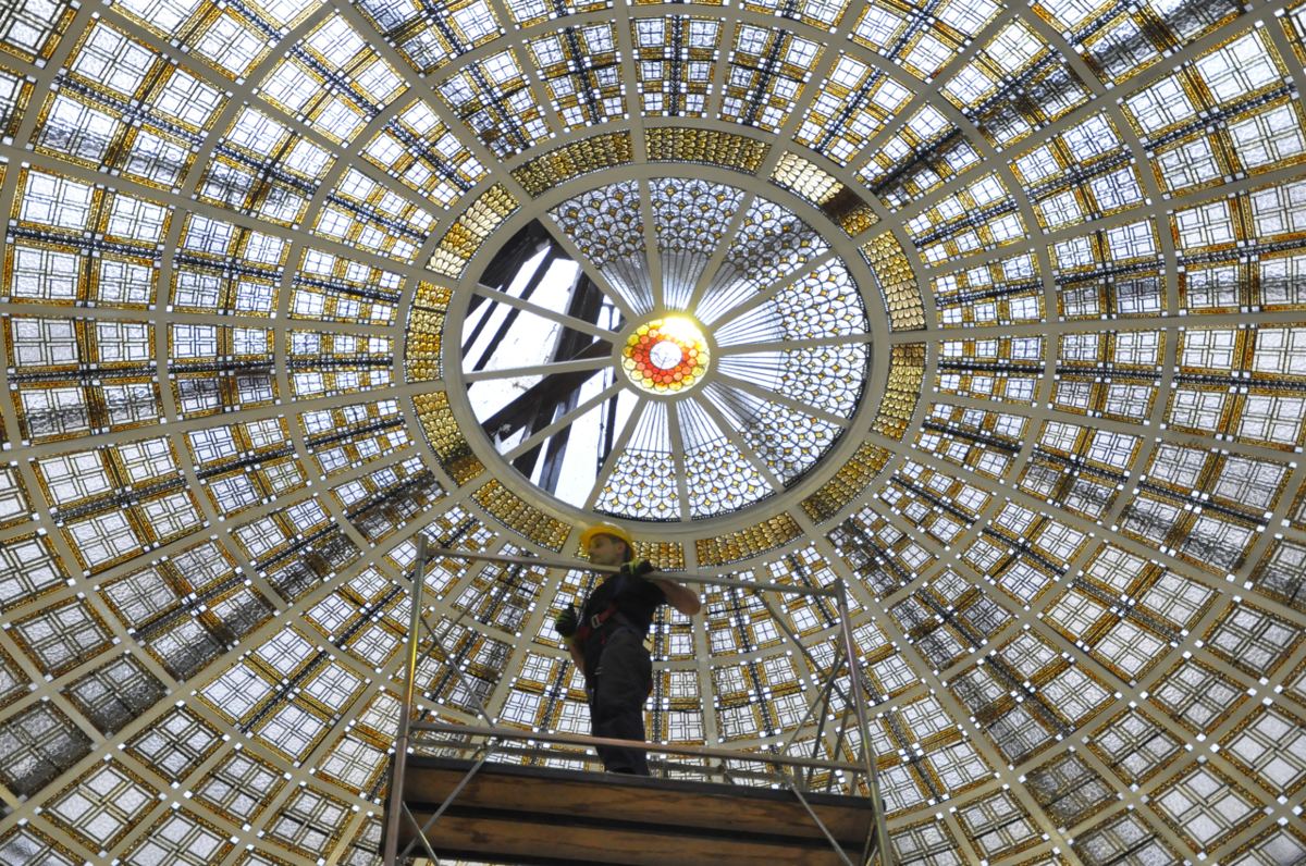 Alpha Bank stained glass dome, Belgrade, Serbia, photo 6