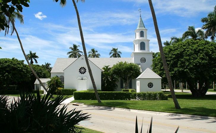 Stained glass window at Trinity by the Cove Episcopal Church in Naples, Florida, photo 3