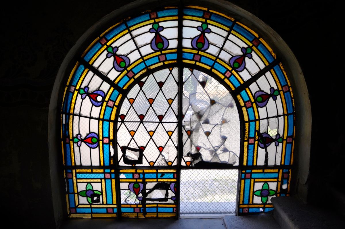 Stained glass restoration at the Jewish Synagogue in Subotica, Serbia, image 18