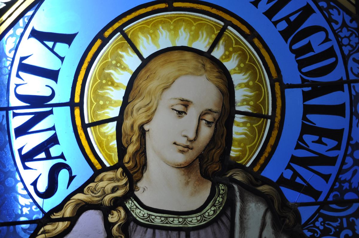 Stained glass at the Cathedral of Saint Teresa of Ávila in Subotica, photo 17