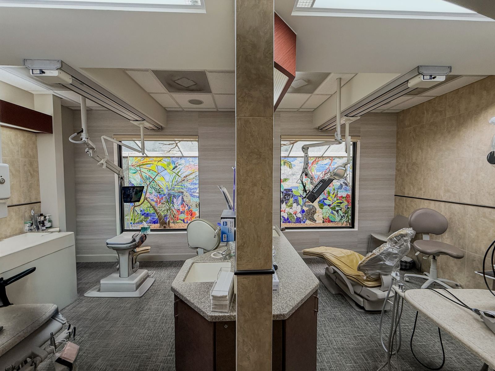 Sanibel Island glass mosaic project for Cape Dental Care, photo 34