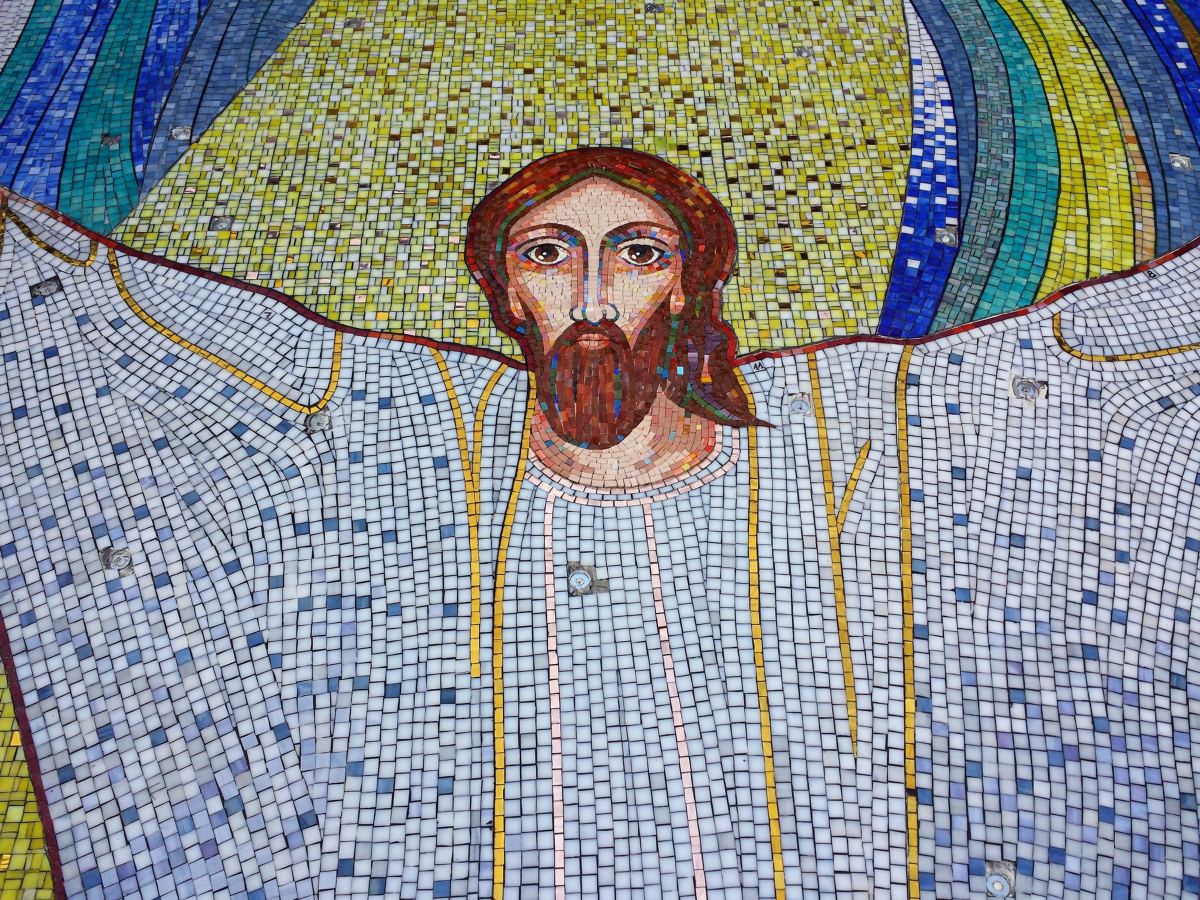 Glass mosaic of the Transfiguration of Jesus, photo 17