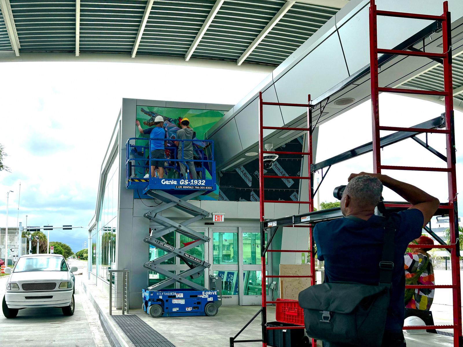 Glass mural at the BRT station in Cutler Bay, Florida