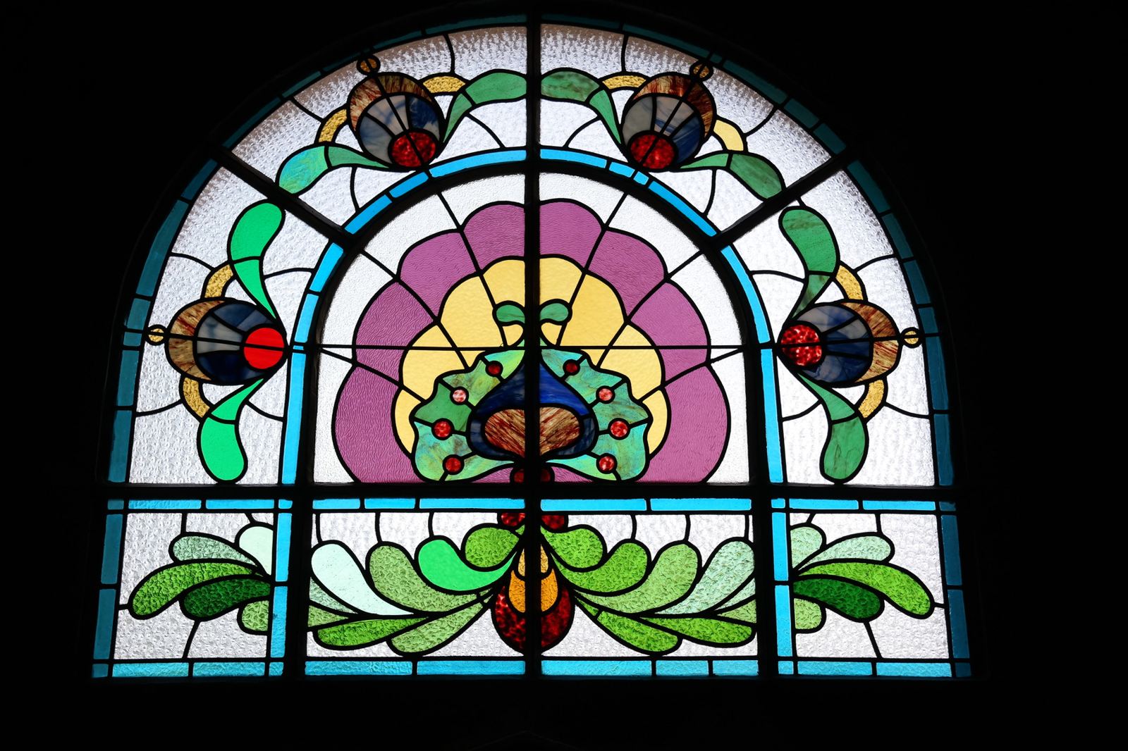 Stained glass restoration at the Jewish Synagogue in Subotica, Serbia, image 20